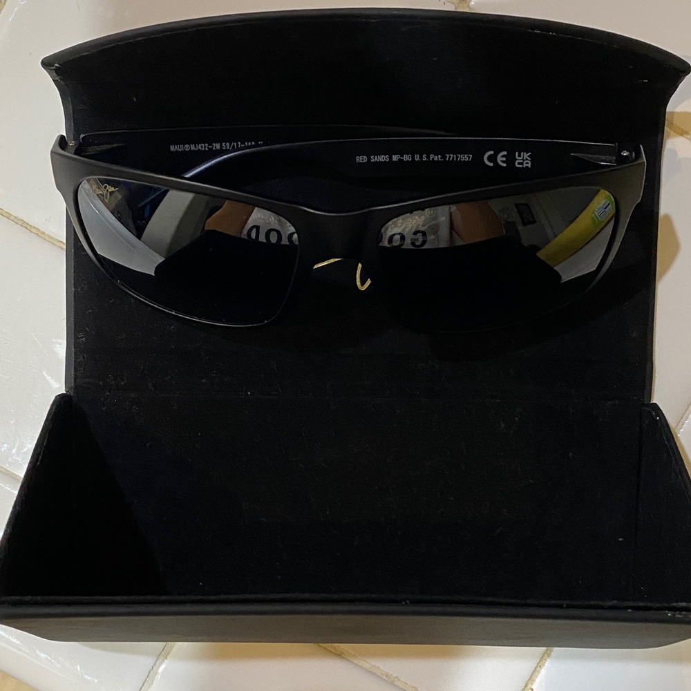 Maui Jim Red Sands RX-ABLE Sunglasses 432-2M Grey Lenses Black Matte Frame - Picture 5 of 5